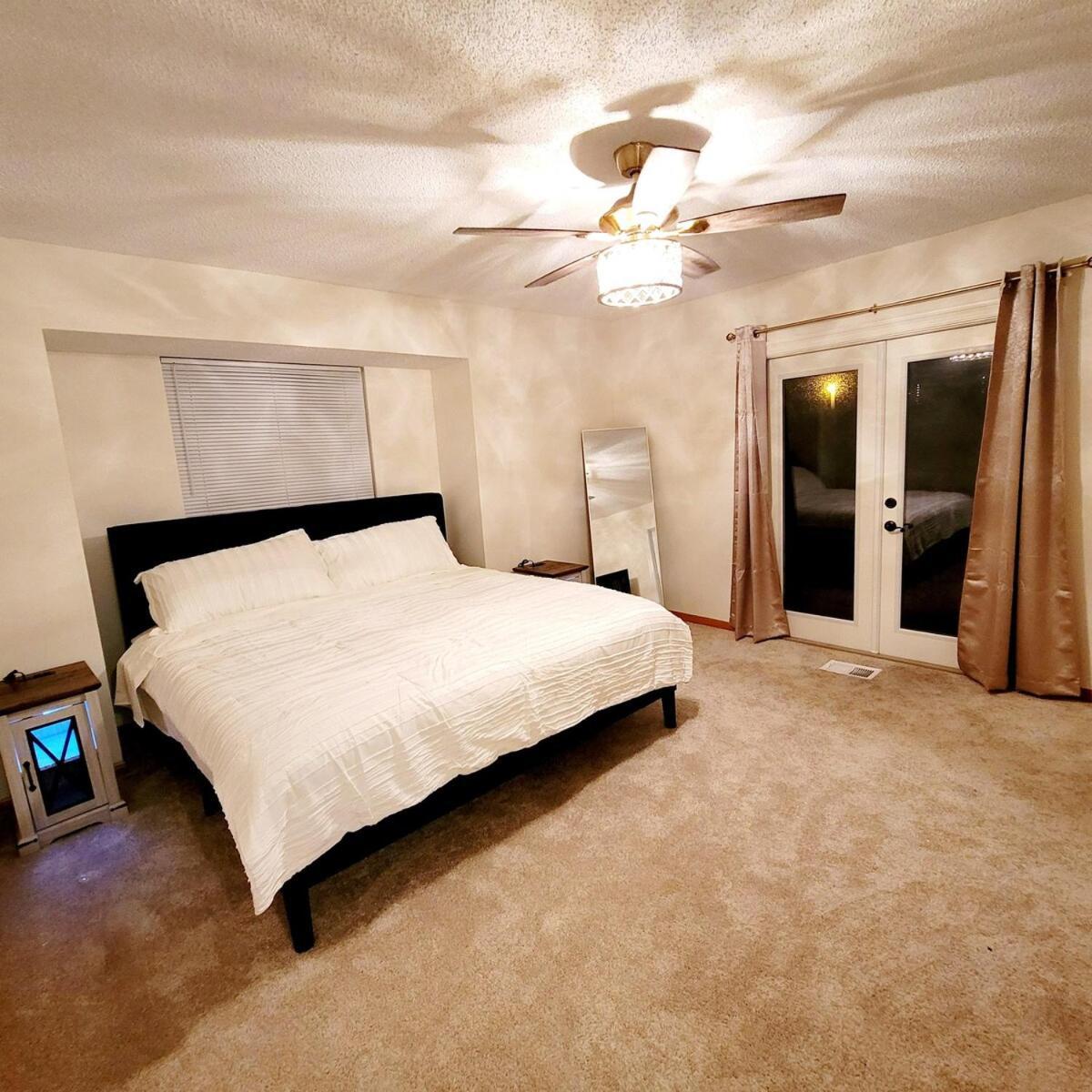 5 Min Cozy Family Getaway Holiday home